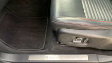 Land Rover Discovery Sport 1.5 P300e Urban Edition 5dr Auto [5 Seat] Station Wagon